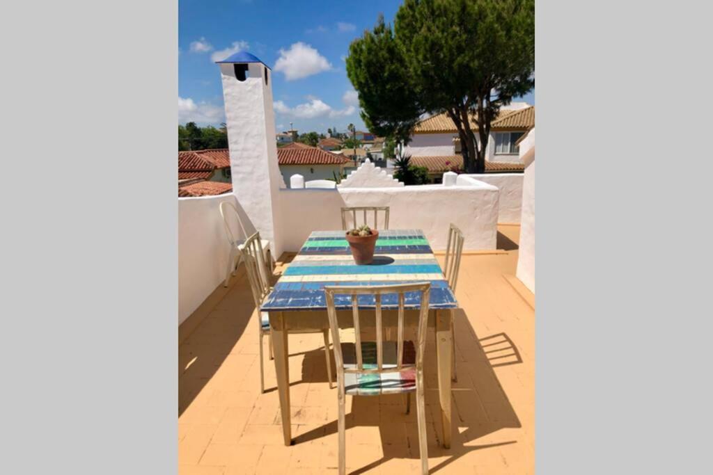 Gatu Premium Villa Lurberri Piscina Privada, 4 Dormitorios, 2 Banos, Parking , Jardines, " Preferente Mayores De 25 Anos Y Familias " In Y Barbacoa Chiclana de la Frontera Exterior photo