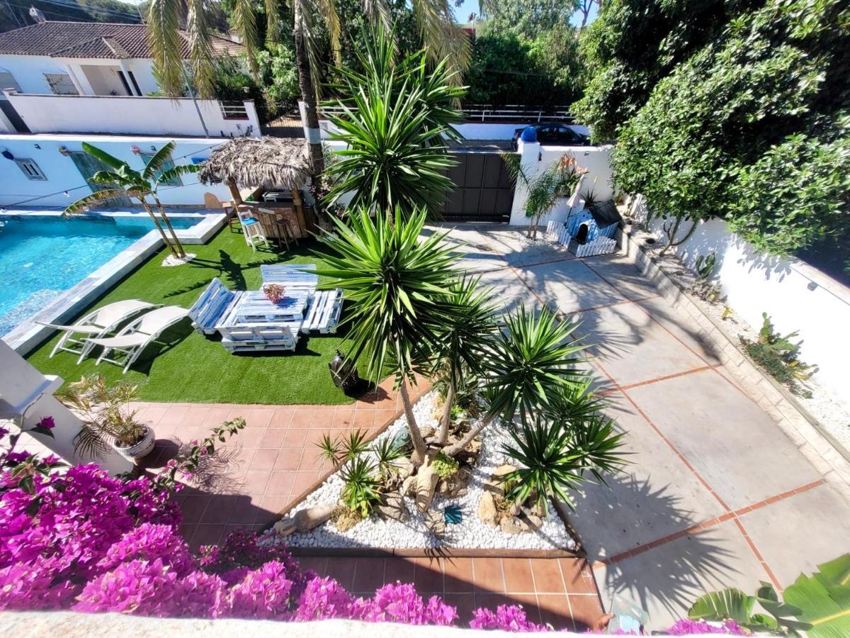 Gatu Premium Villa Lurberri Piscina Privada, 4 Dormitorios, 2 Banos, Parking , Jardines, " Preferente Mayores De 25 Anos Y Familias " In Y Barbacoa Chiclana de la Frontera Exterior photo